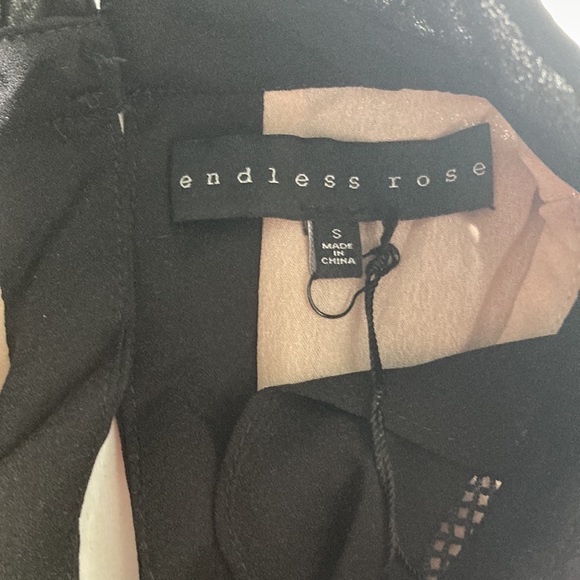 * sold* Endless Rose ruffle romper - Picture 6 of 7